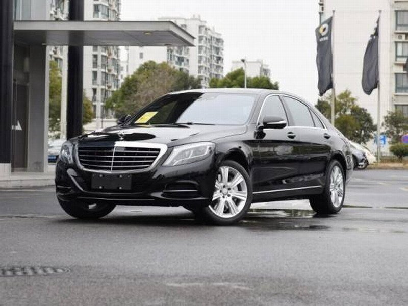 商務(wù)考察會(huì)議租車奔馳S系(深圳商務(wù)租車)